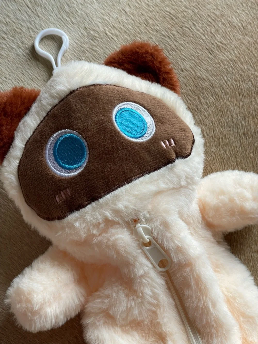 Plush Cat Storage Pouch
